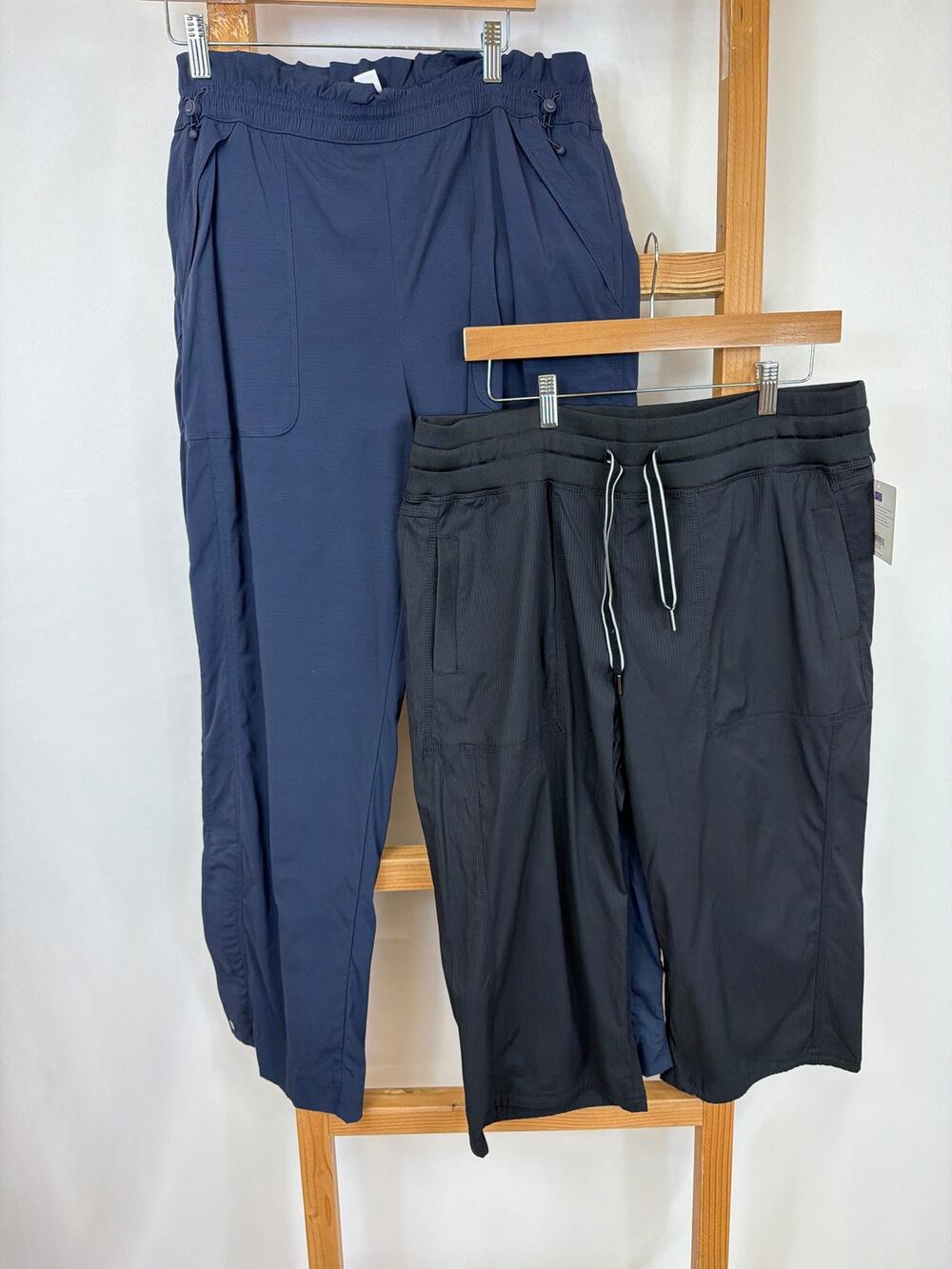 NWT LOT 2 Athleta Bungee Pants and MSP Drawstring Capri Pants Lot Size 16